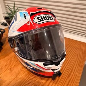 Shoei X-Fifteen Motorcycle Helmet X-15 Escalate TC-10 Red/Blue/White Size Medium